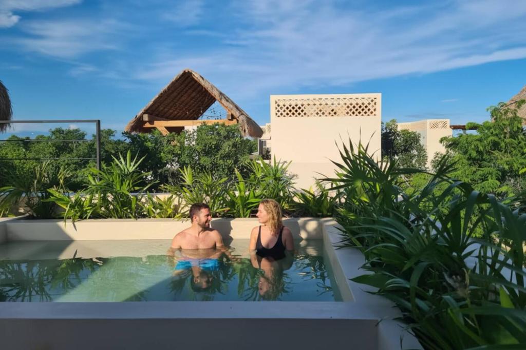 S6 Penthouse with Private Pool and Private Jacuzzi - 2