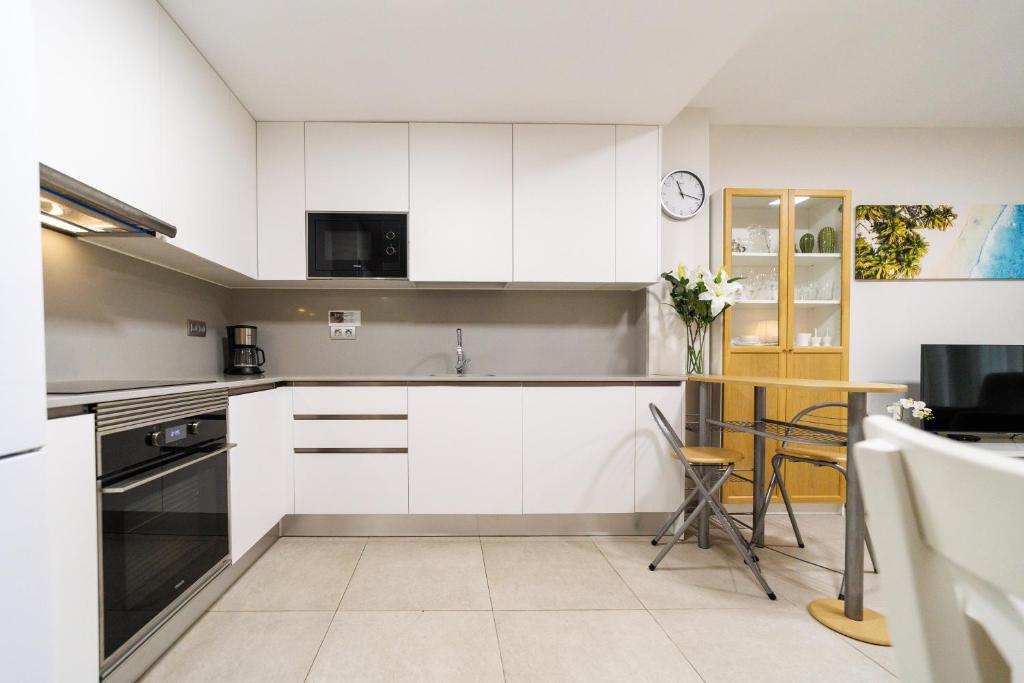 Apartamento Moderno Playa de las Canteras -Las Palmas Gran Canaria - 3