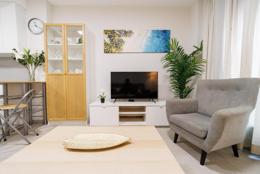 Apartamento Moderno Playa de las Canteras -Las Palmas Gran Canaria - 4