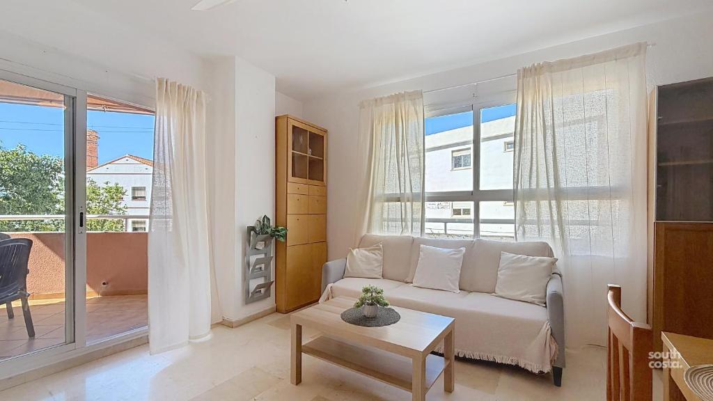 Spacious Central Apartment - South Costa, Nerja - 2