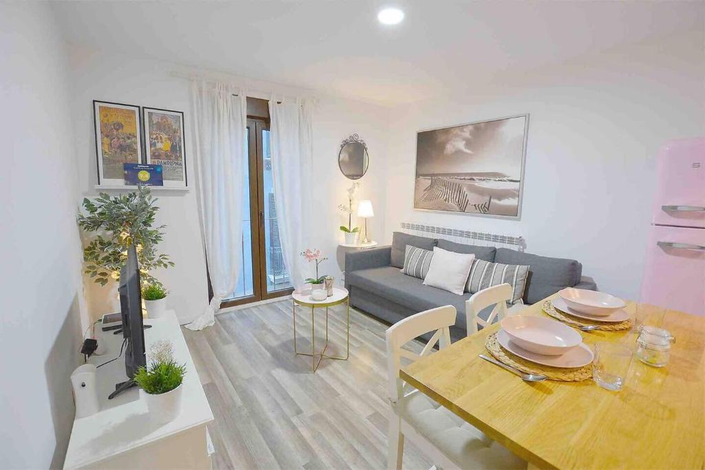 Apartamento AliSol Casco Antiguo Pamplona - 2