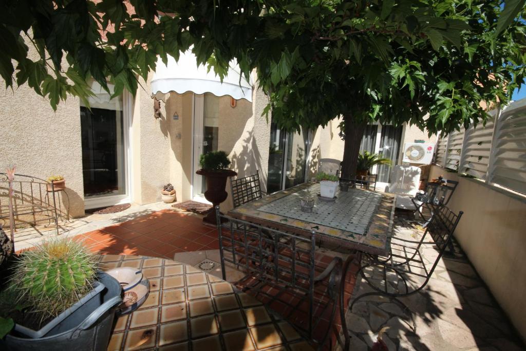 Bel Appartement climatise de plain pied 80m de la mer, wifi, grand sejour 2 chambres belle terrasse LXRM3 - 3