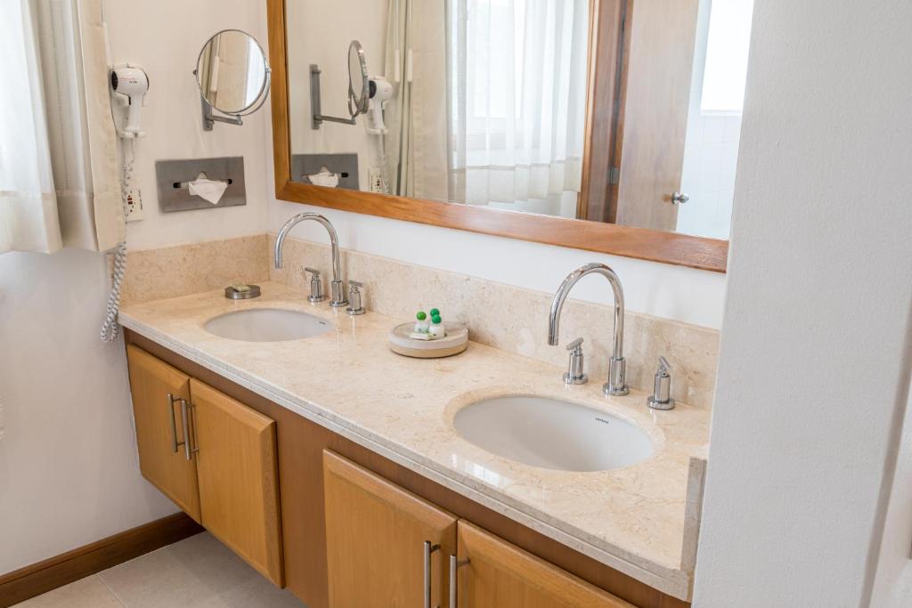 Hotel Irotama del Sol - 4