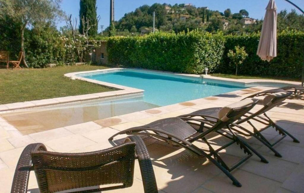 Gorgeous Home In La Gaude - 1