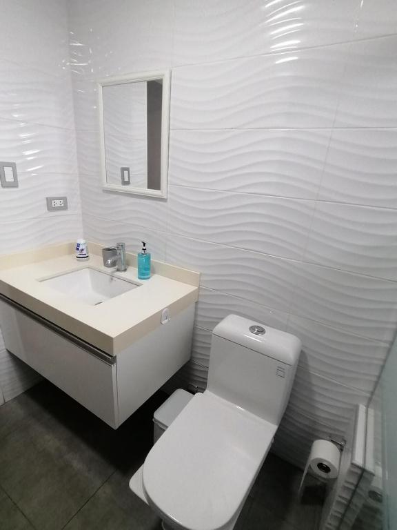 2-Bedroom Apartment in Magdalena del Mar - 4