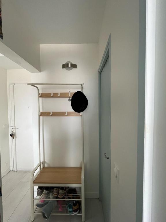 Cosy Apartment in Paris - Buttes Montmartre - 3