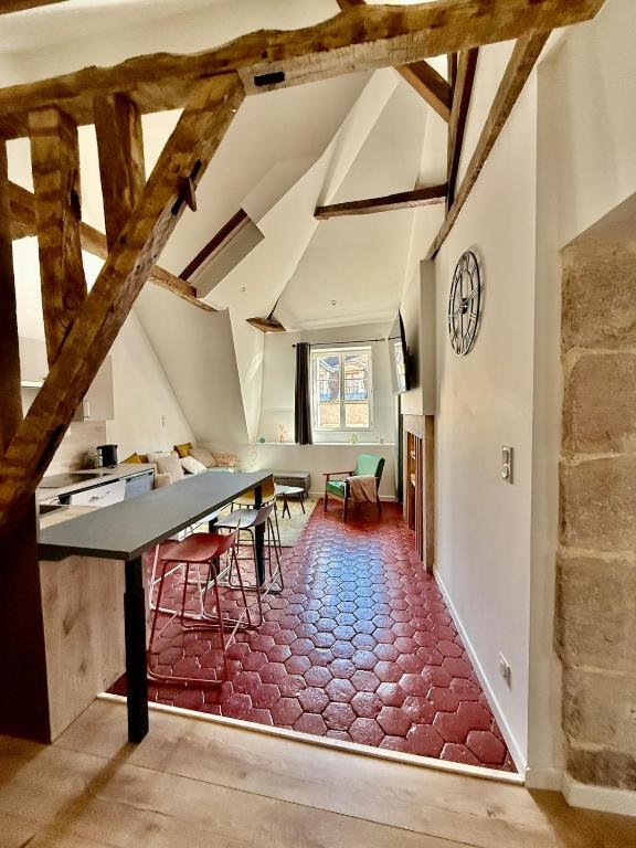 Perfect pied-à-terre in Dijon - 1