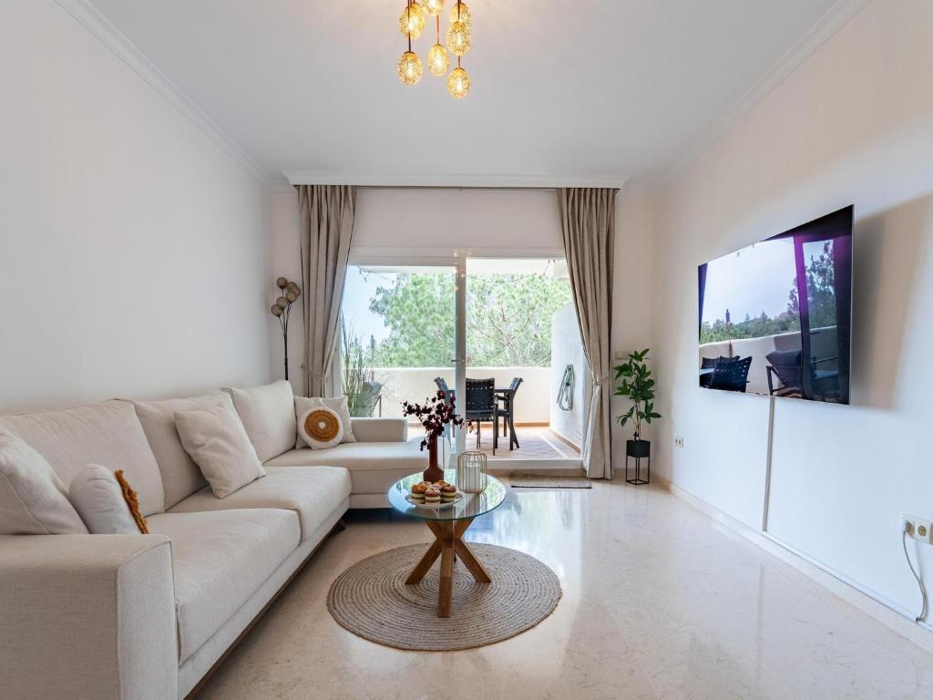 Cosy holiday apartment in Elviria, Marbella - 2