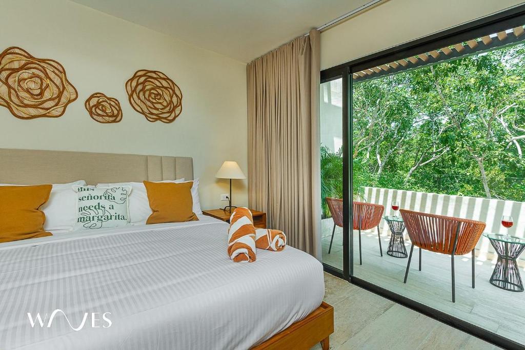 Luxury 1BR - Rooftop Paradise with Pool & Jacuzzi - 1