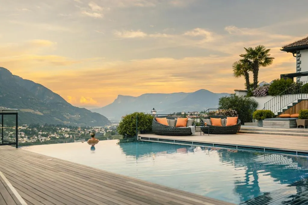 Golserhof, Tirolo (Dorf Tirol), above Merano