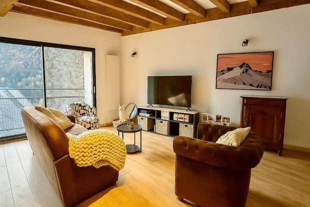 Maison de montagne, charme alpin & cheminée - 1