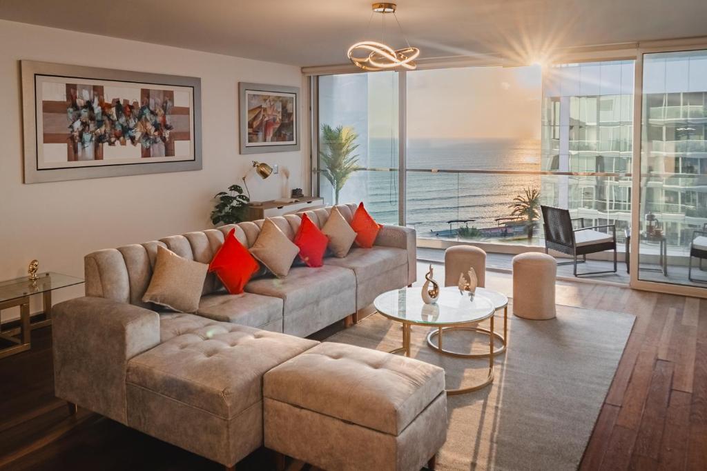 Oceanfront Apartment - Across from Larcomar Miraflores - 4