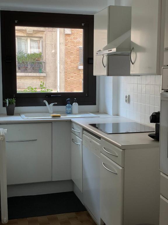 Typical French Appt for 4 near Eiffel tower - 4