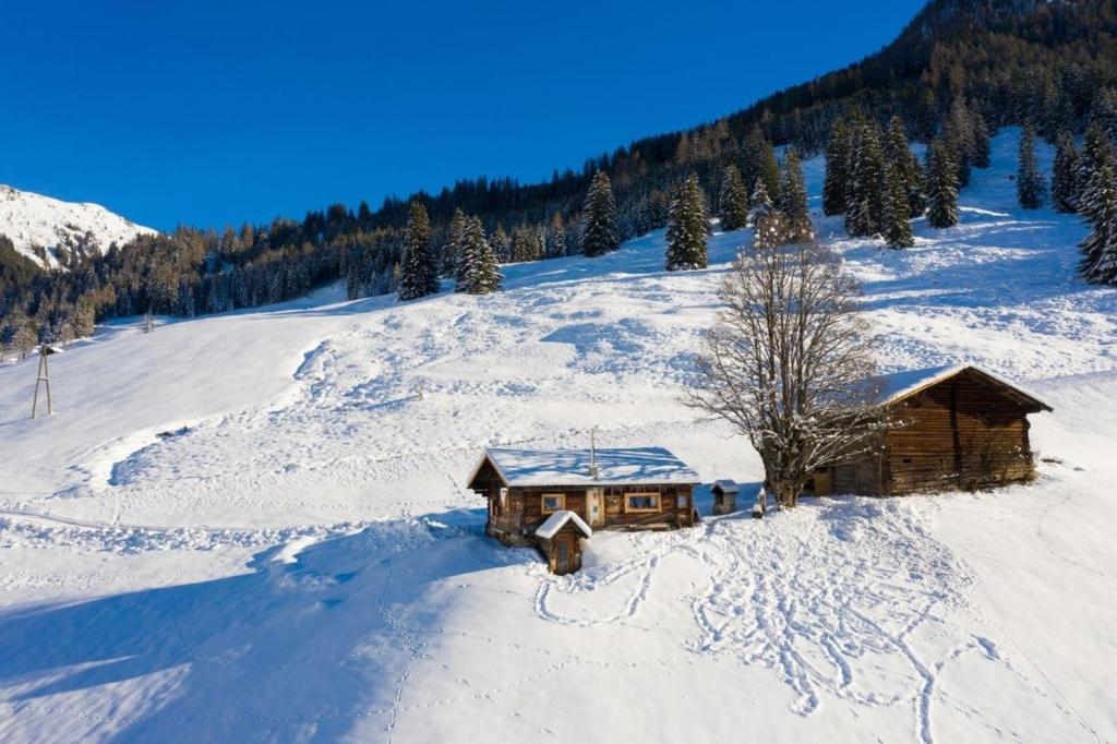 Hungarhub Hütte - 3