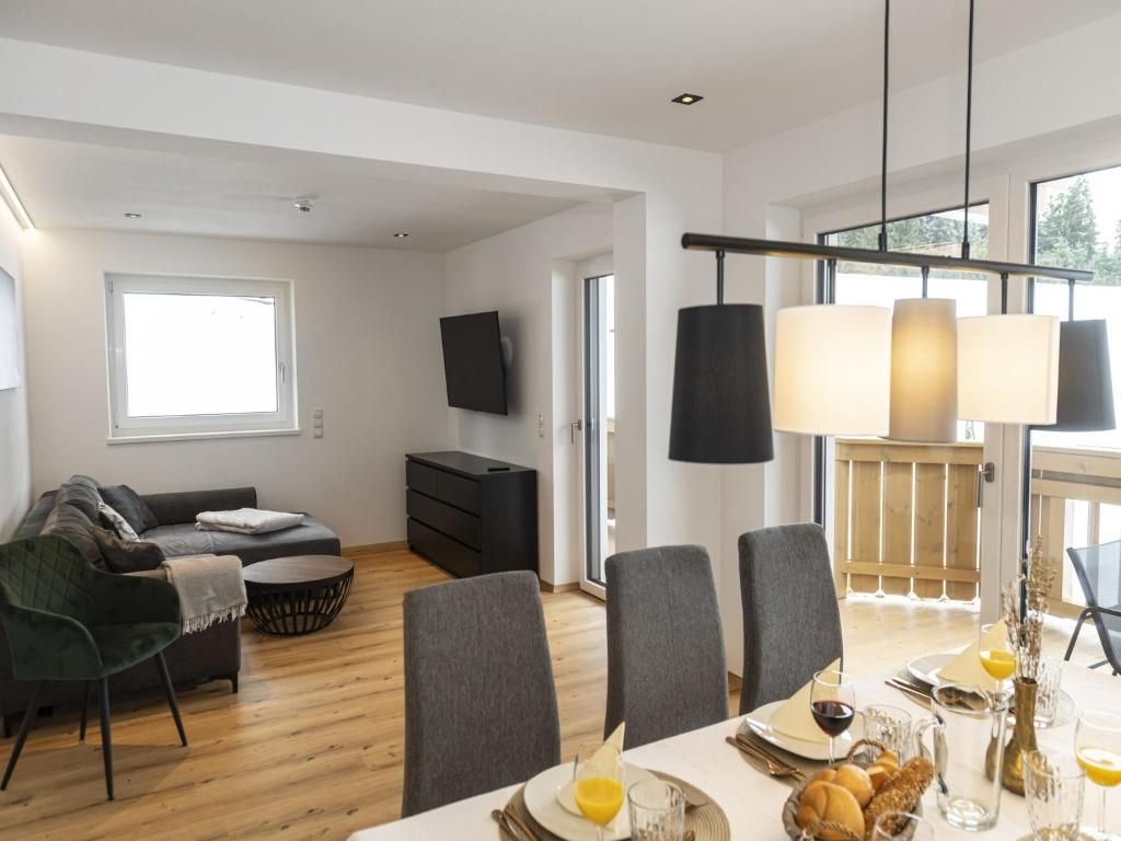 Alpine apartment with view & garden - 5