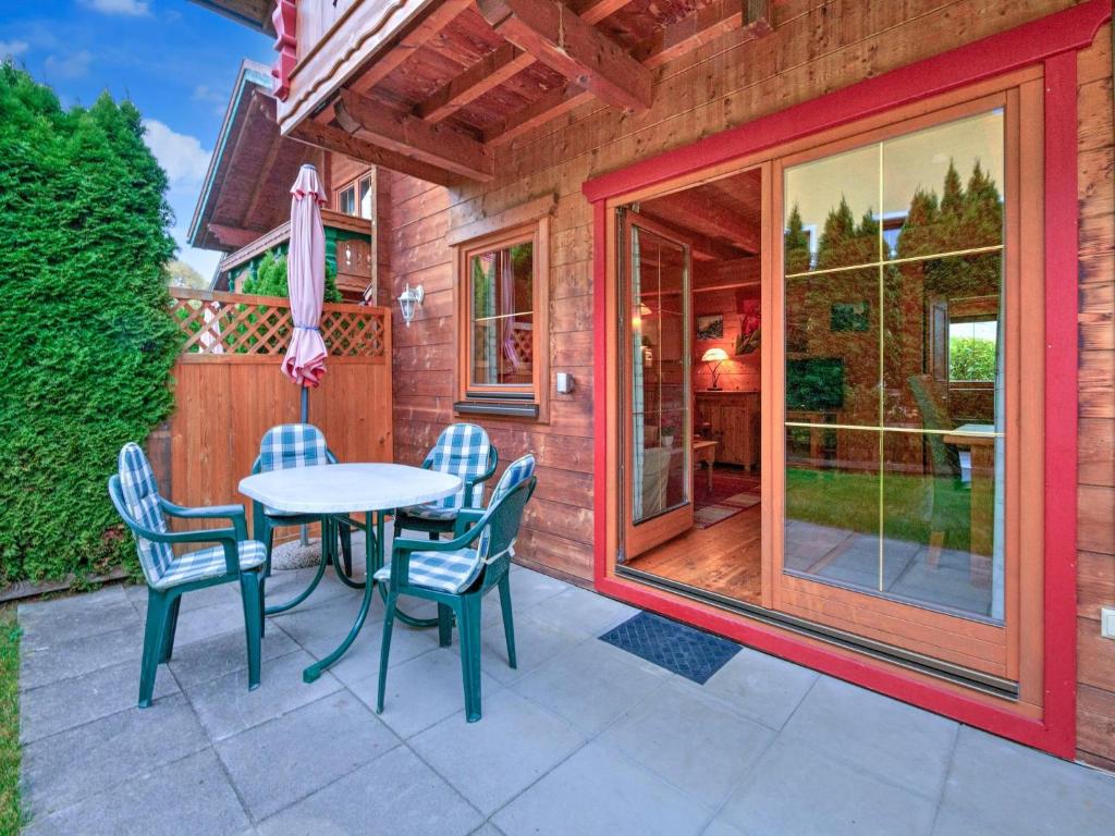 Scenic Stay in Feriendorf Wildschönau Chalet - 5