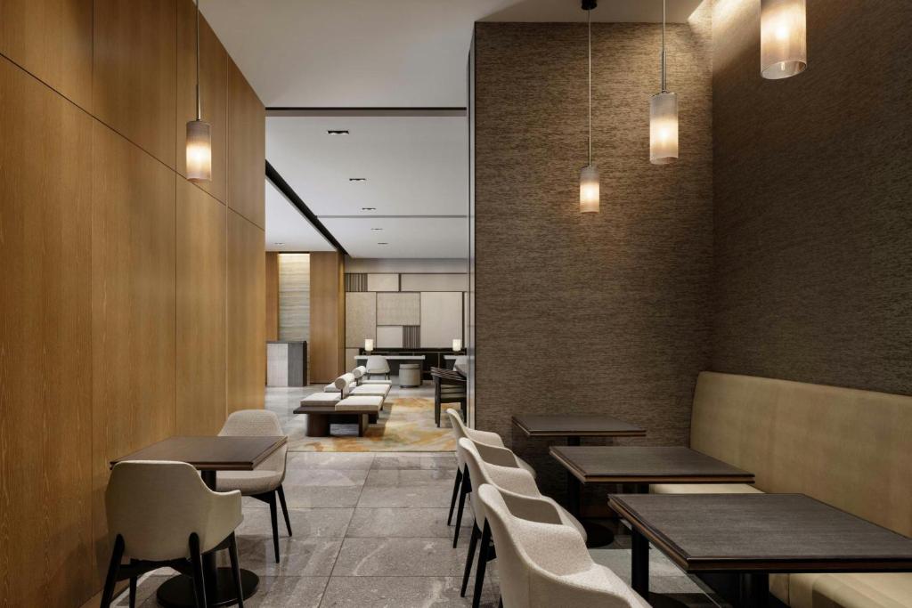 Lobby, Courtyard by Marriott Kyoto Shijo Karasuma in Kyoto