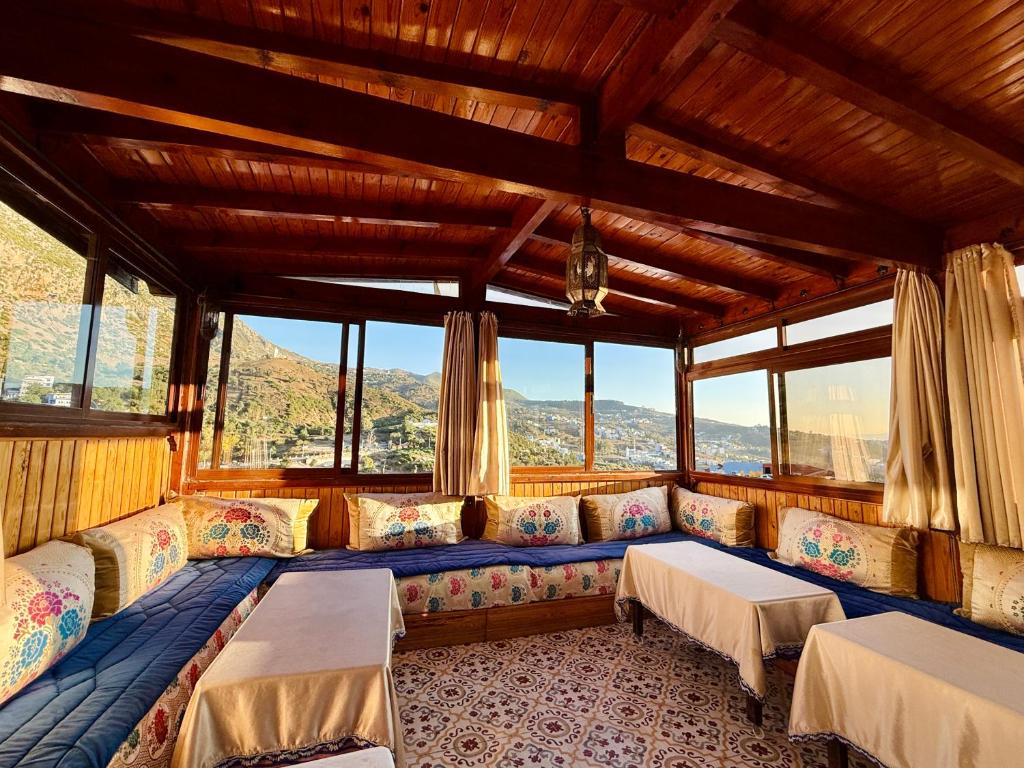 Balcony/terrace, Hotel Koutoubia in Chefchaouen