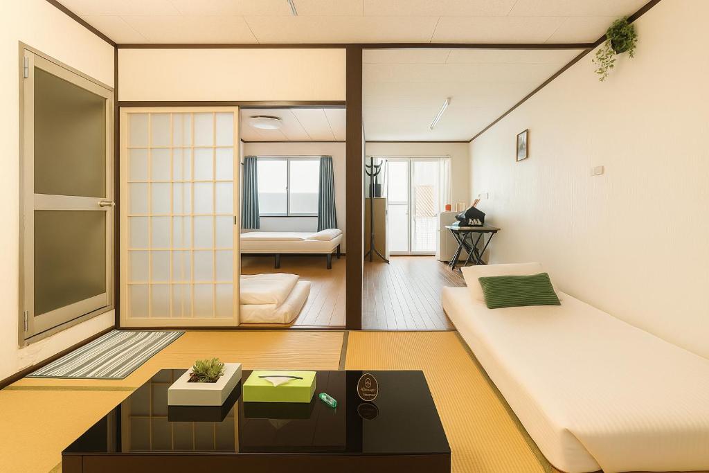 Nippori Osaka Nishi-Tengachaya Guesthouse西天下茶屋アパートメント