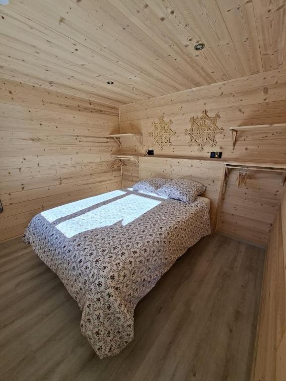 Lumineux T3 neuf face pistes - 2 chambres 6 personnes - Rez de jardin panoramique - Parking Privé - 4