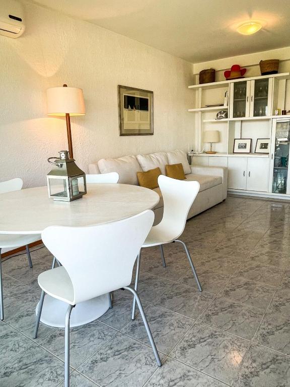 A pasos del mar, con vista, garage, para 4pax - 4