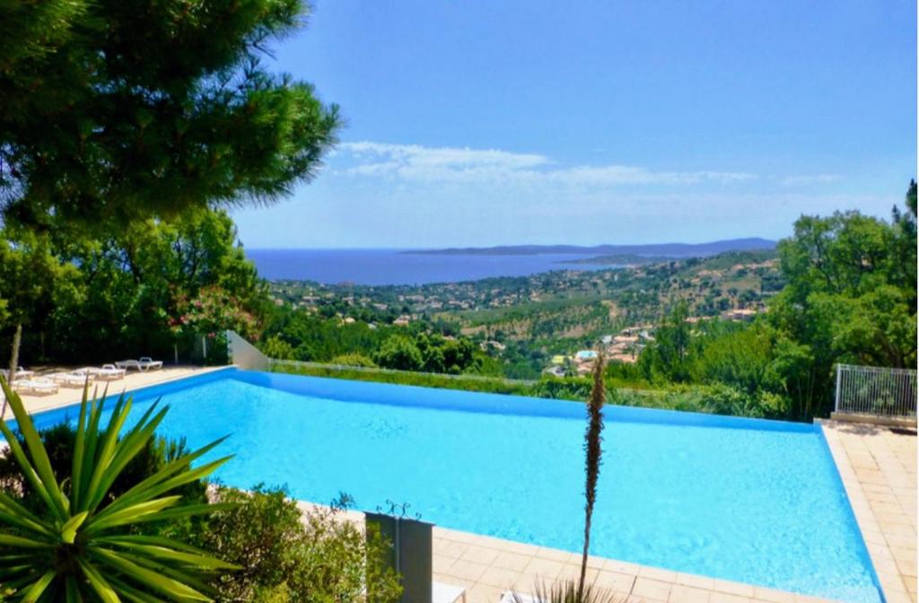 Appart Les Issambres Var vue mer 4 à 6 pers proche Ste Maxime et St Raphael - 1