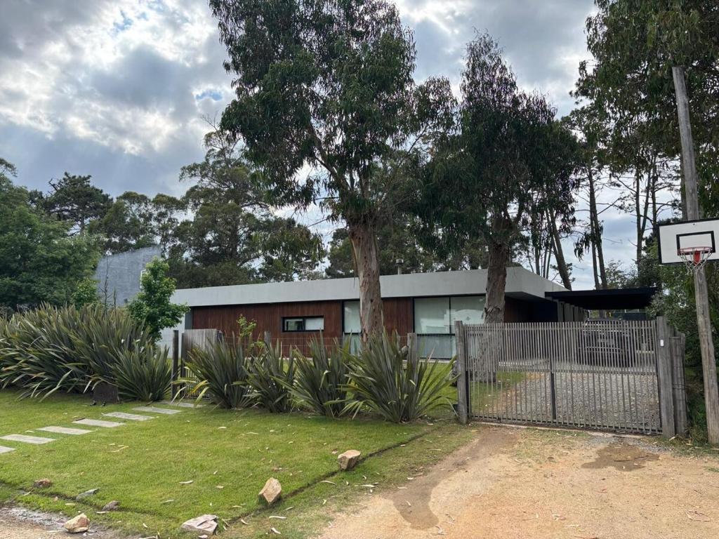 Descanso y placer en el este, parque y piscina climatizada - 1