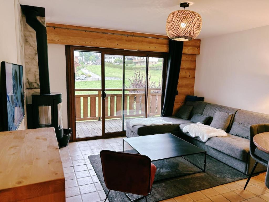 Sunny 2 Bedrooms Apartment for 4 in Megève Jaillet, right on the Ski Slopes - 2