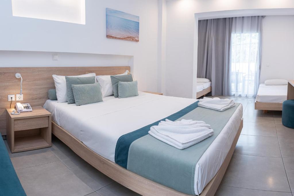 Delfinia Resort - All Inclusive — Hotel rooms in Kolymbia, South Aegean