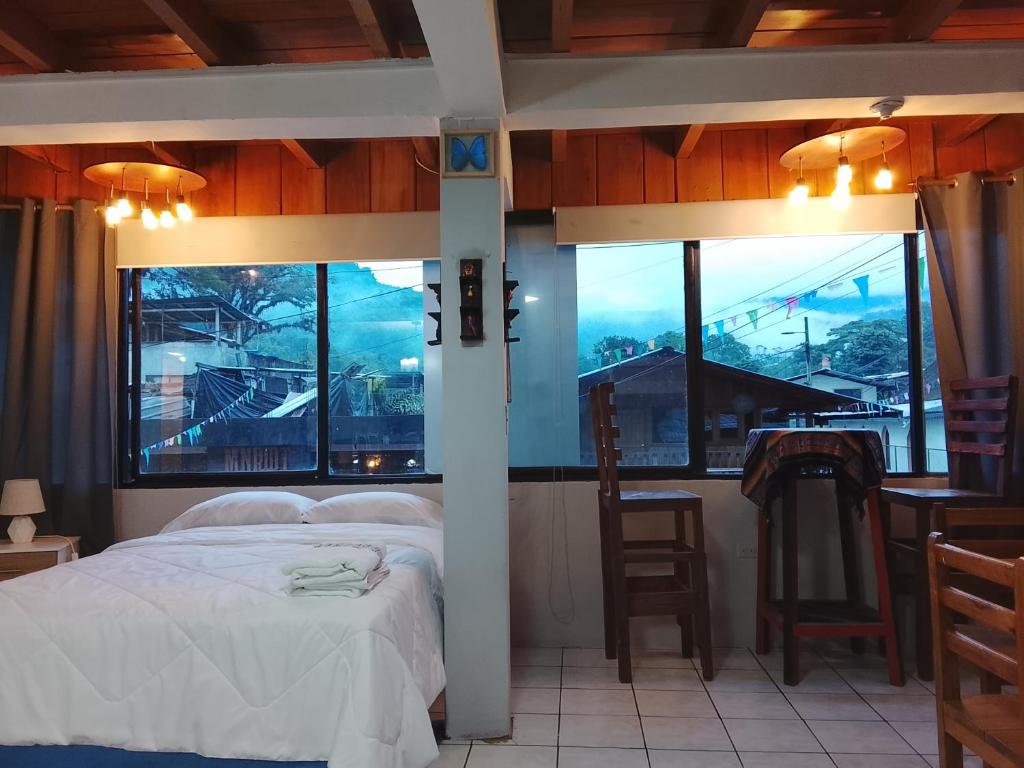 Aracari Inn Mindo - 1