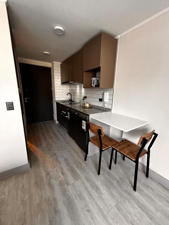 Depto studio frente hospital U de Chile - 2