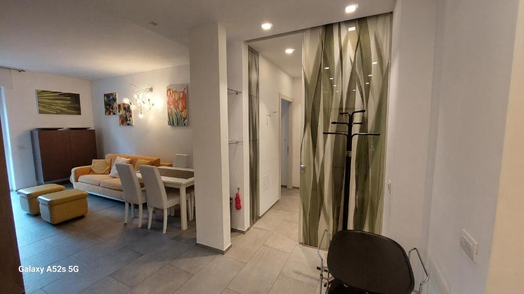 Large Apartment Città Studi Milano - 3