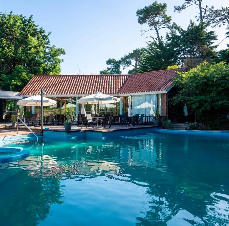 Silver Residences - 4