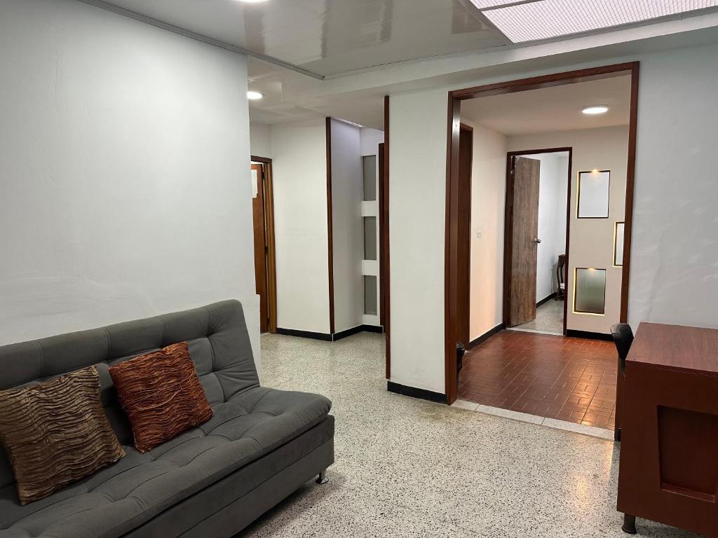 Apartamentos FM 204 - 1