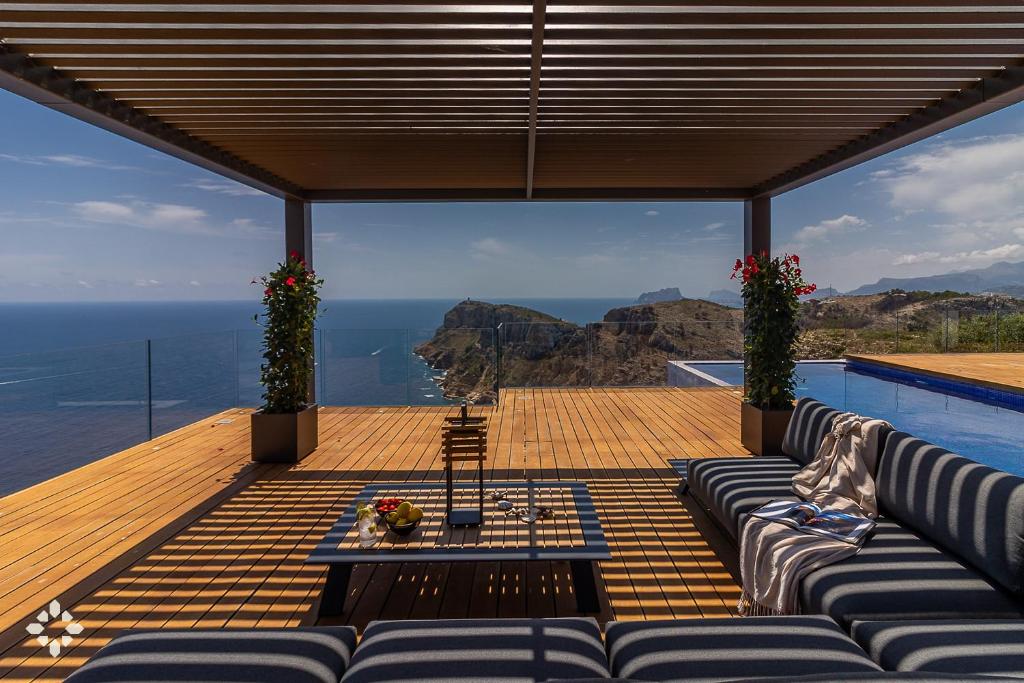 Villa Llebeig by Abahana Luxe - 3