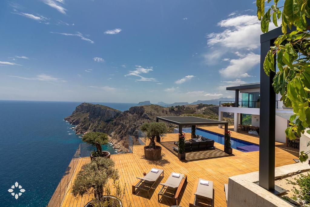 Villa Llebeig by Abahana Luxe - 4