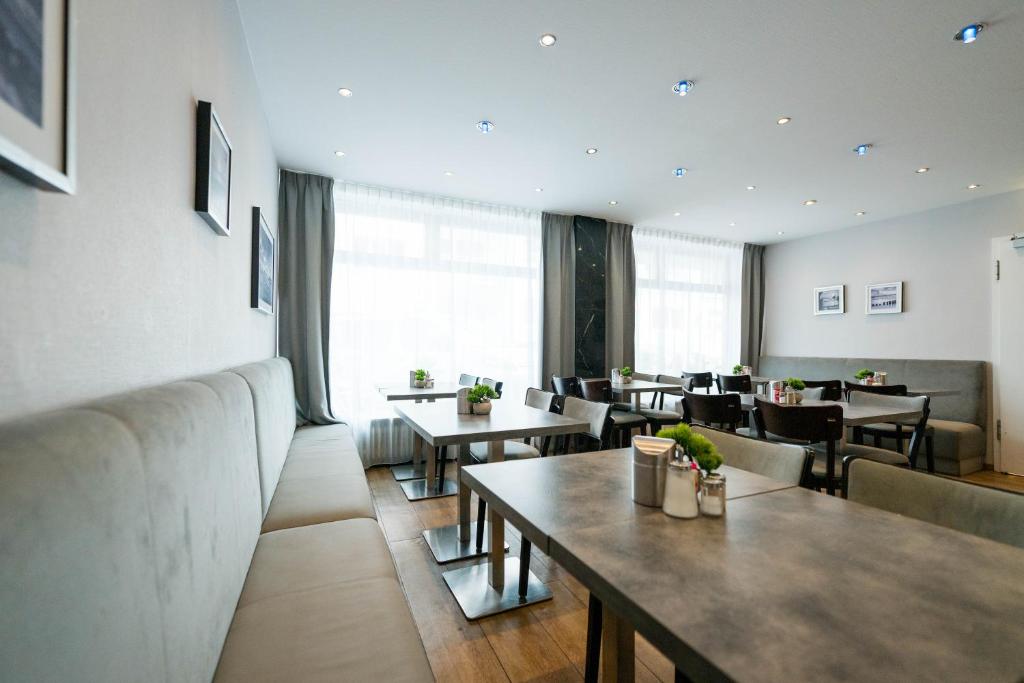 Restaurant, Hotel Admiral in Frankfurt am Main