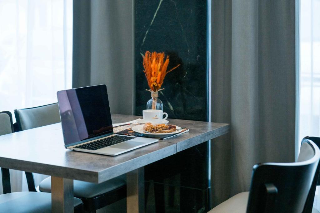 Food and beverages, Hotel Admiral in Frankfurt am Main