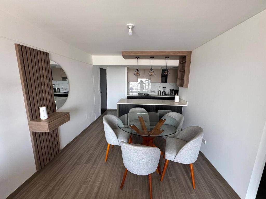 Cozy bedroom in Miraflores with rooftop pool - 5