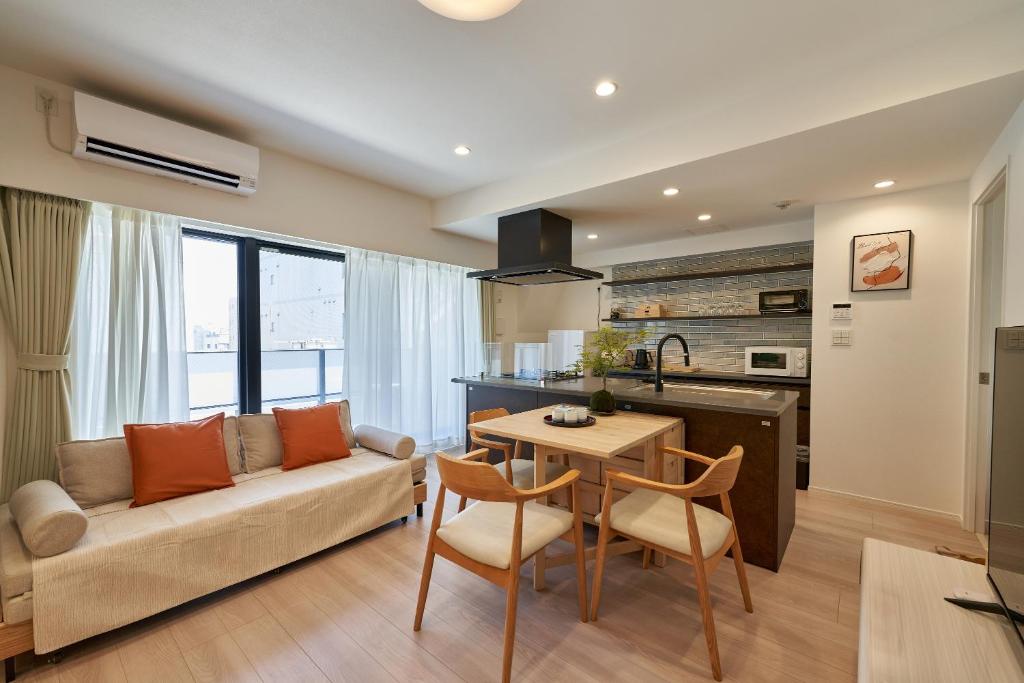 LIVECASA蔵前 2mins to Kuramae station