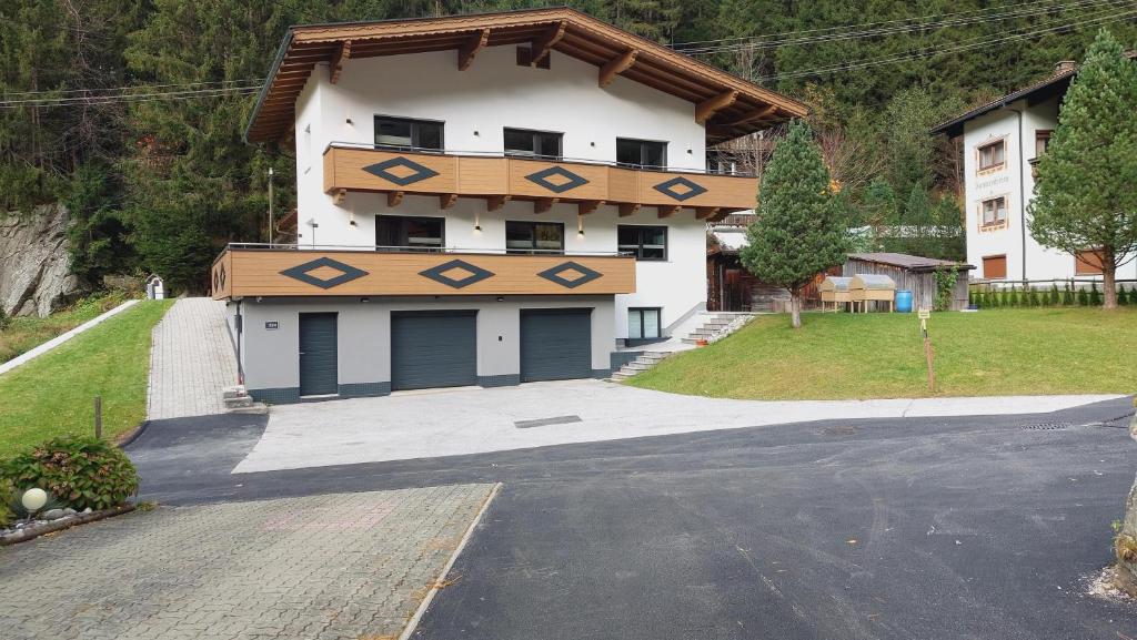 Haus Aloisia - Ferienwohnung mit Bergblick im Naturpark Zillertal - 3