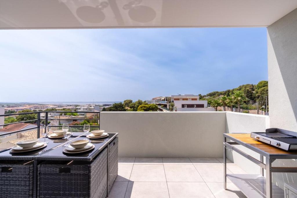 Cosy & Chic Sea & lagoon view garage parking - 2
