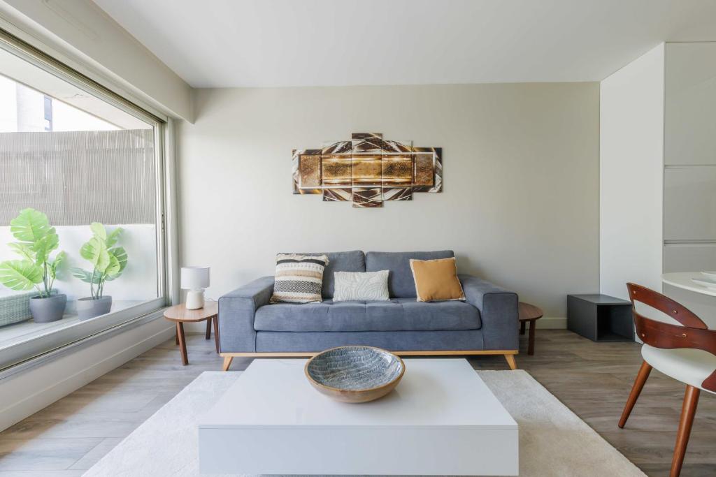 Superbe Appartement 1BDR - 2P Porte Maillot - 3