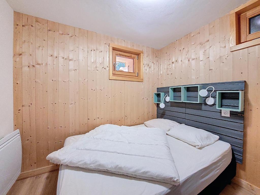 Joli APPARTEMENT DANS CHALET AVEC TERRASSE - SAINT JEAN D'AULPS - PROCHE MORZINE - 6 PERSONNES - LILOU - 4