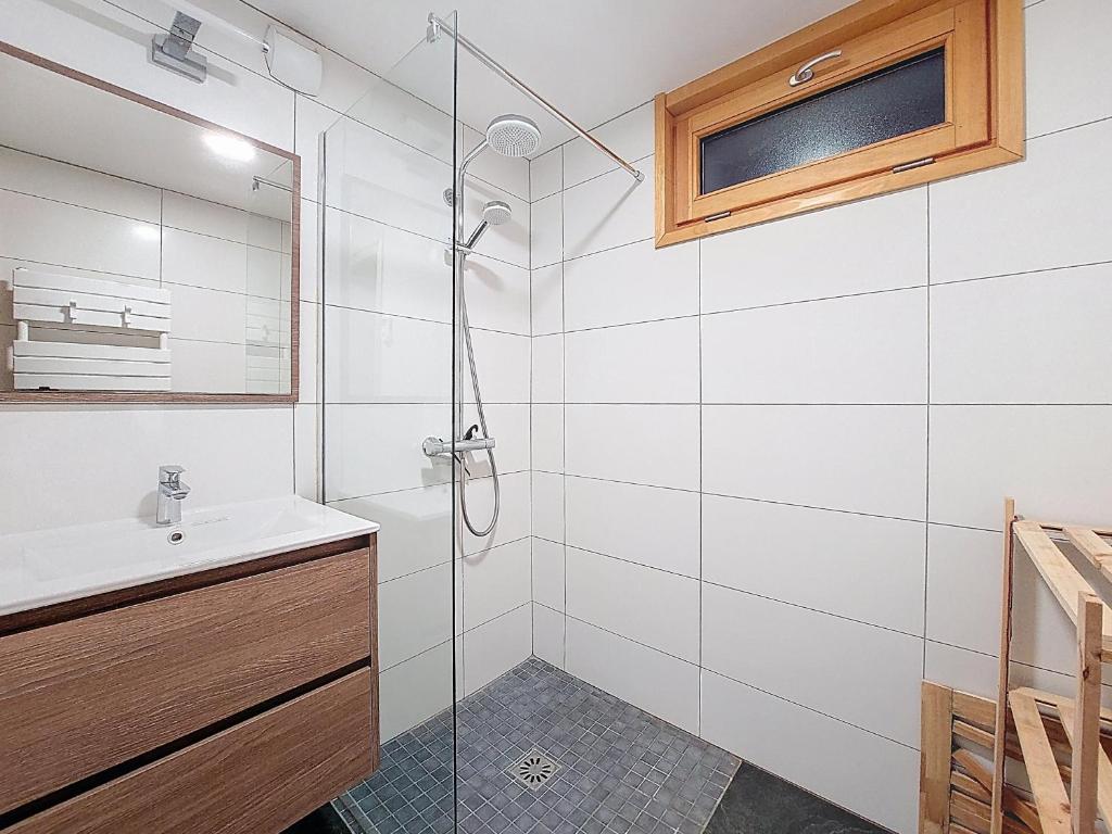 Joli APPARTEMENT DANS CHALET AVEC TERRASSE - SAINT JEAN D'AULPS - PROCHE MORZINE - 6 PERSONNES - LILOU - 5