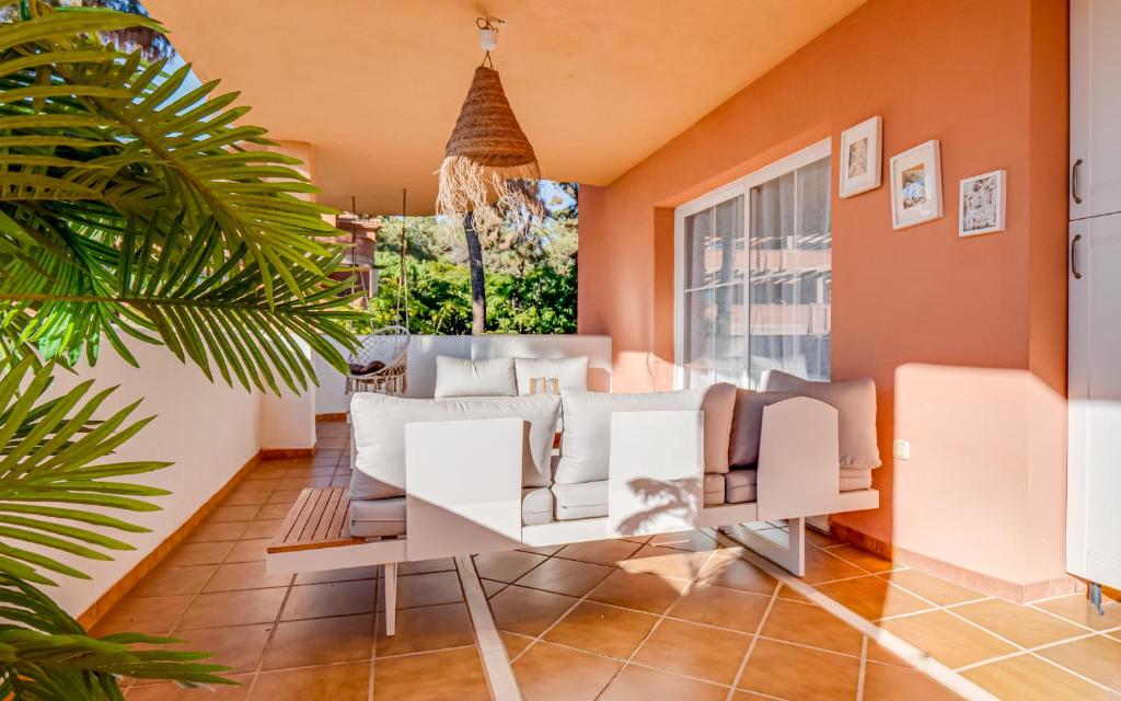 Center beach 2 beds Appartement Elviria - 3
