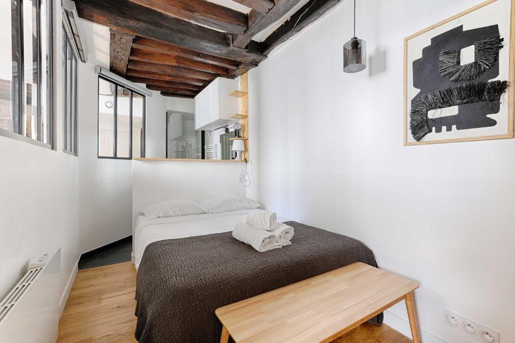 Parisian Atypic Apartment close to place Bastille - 3