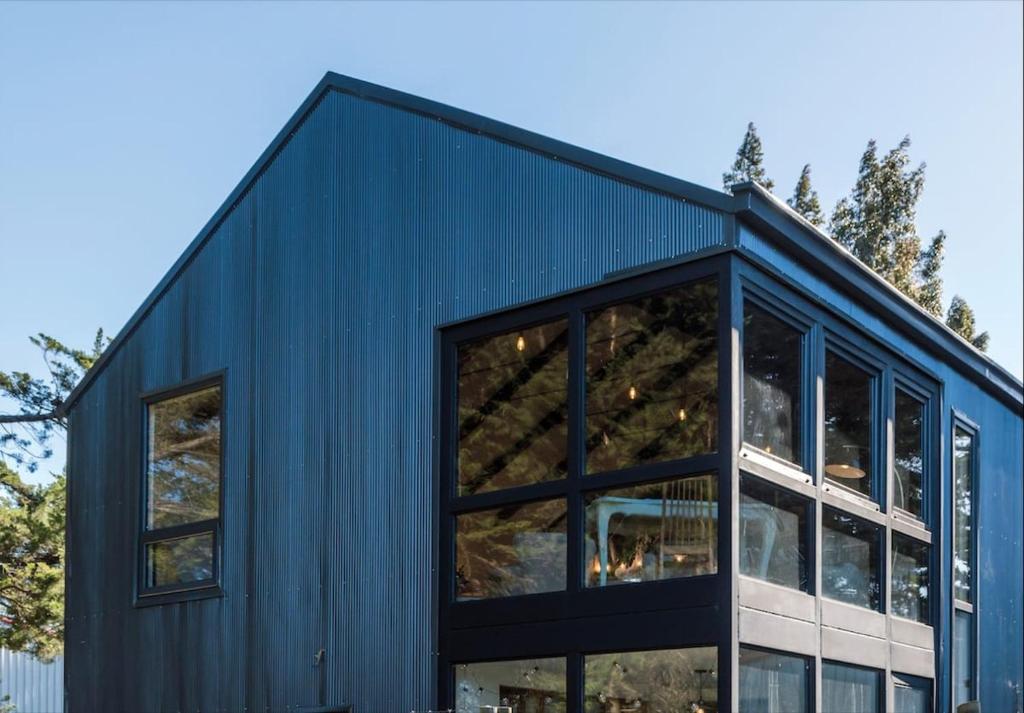 Cozy design near downtown Puerto Varas - 5