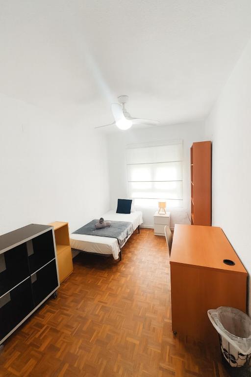 Apartamento Familiar En Nuevo Centro - Parque Central Turia - 2