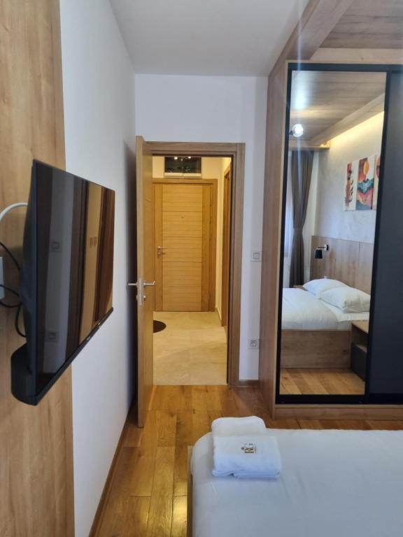 Royal Garden Centar apartmani - 4